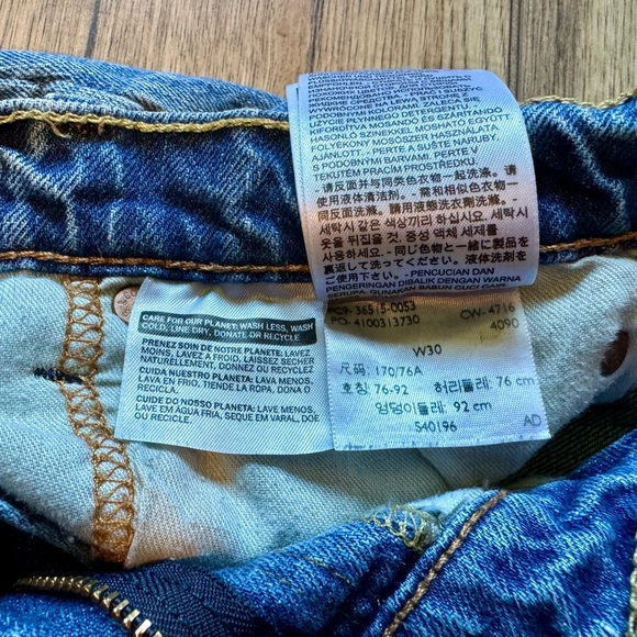 LEVI’s - 511 Jean Shorts - Size 30 - Picture 5 of 10